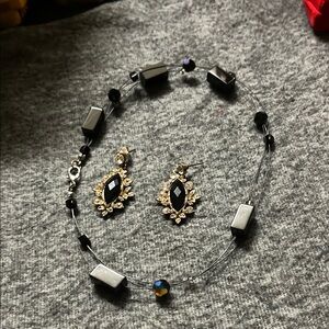Elegant Black and Gold Jewelry Set